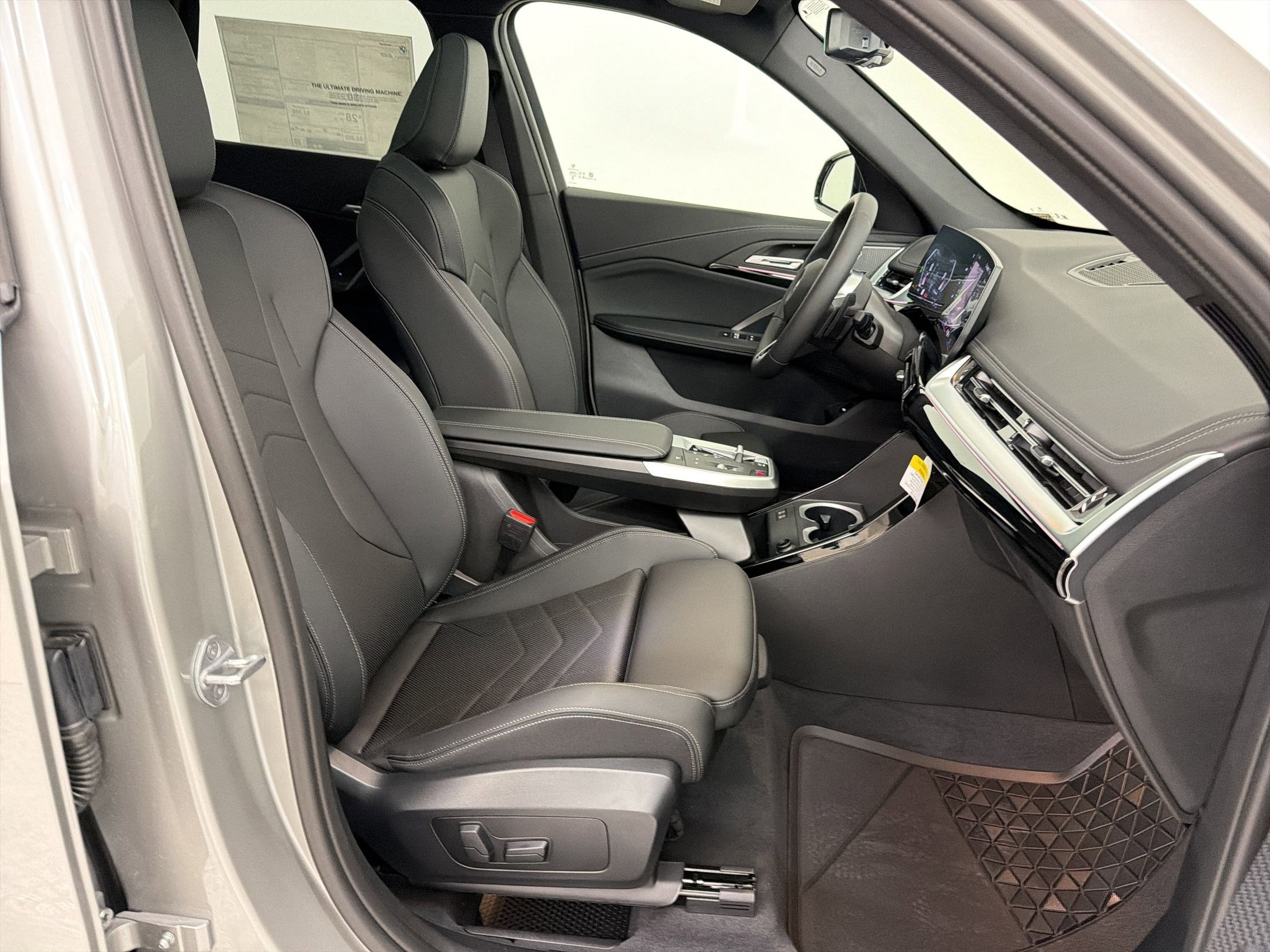 New 2026 BMW X1 xDrive28i w/ M Sport Package AWD/4WD image 31
