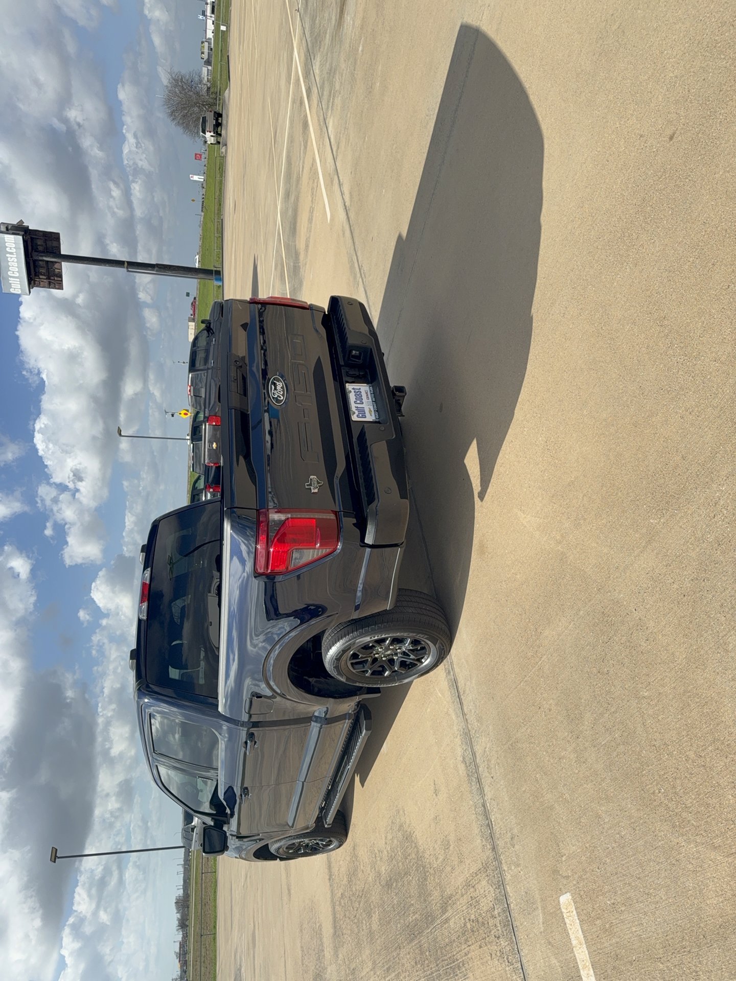 Used 2024 Ford F150 XLT w/ XLT Black Appearance Package image 6