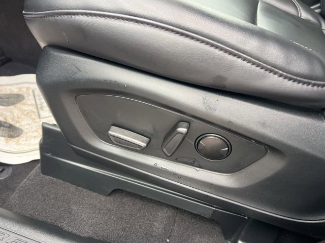 Certified 2024 Ford Explorer XLT w/ Equipment Group 202A image 18