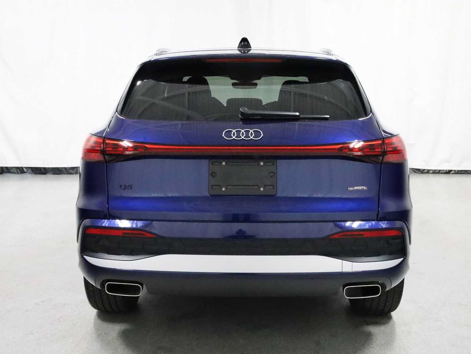 Certified 2025 Audi Q5 Premium AWD/4WD image 7