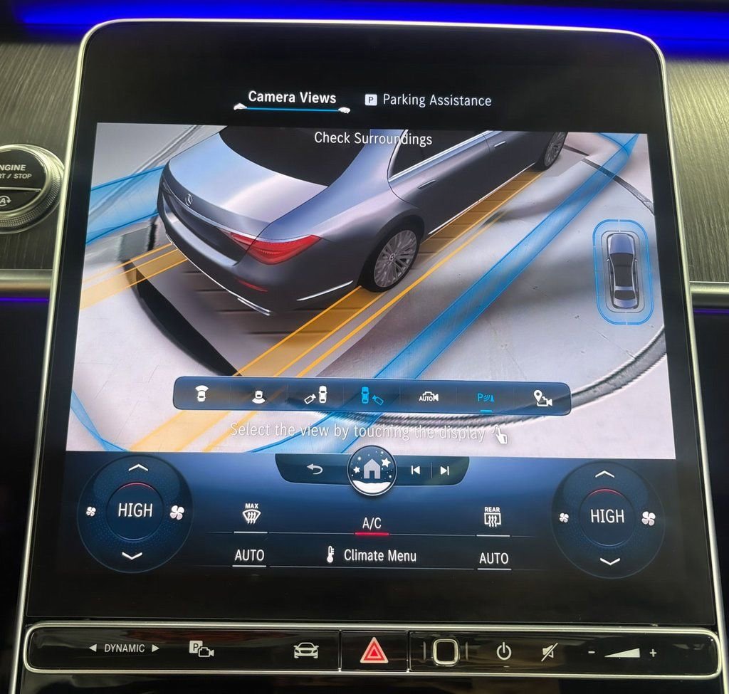 Used 2022 Mercedes-Benz S 580 4MATIC Sedan w/ AMG Line Package image 22