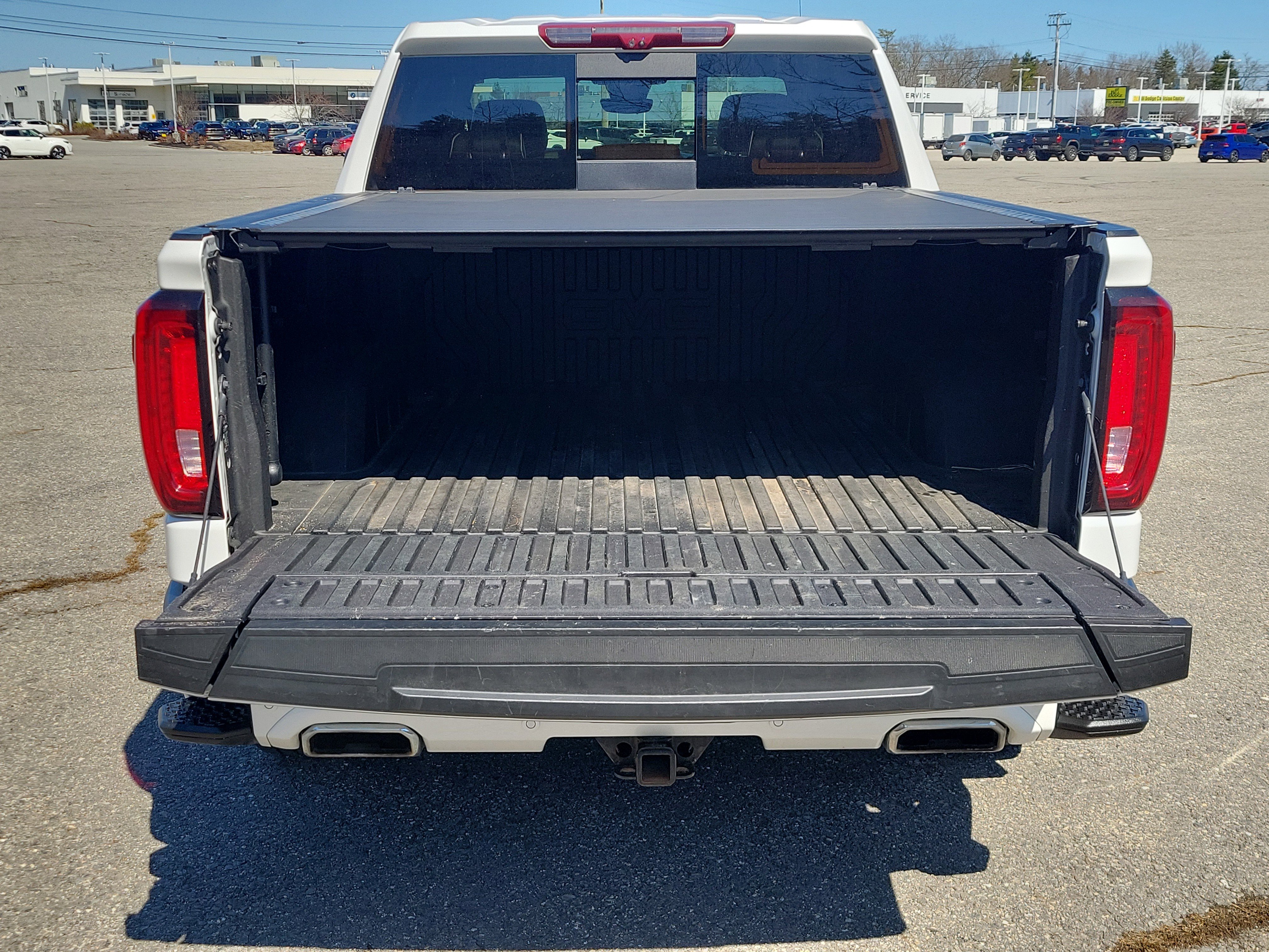 Used 2023 GMC Sierra 1500 Denali Ultimate AWD/4WD image 17