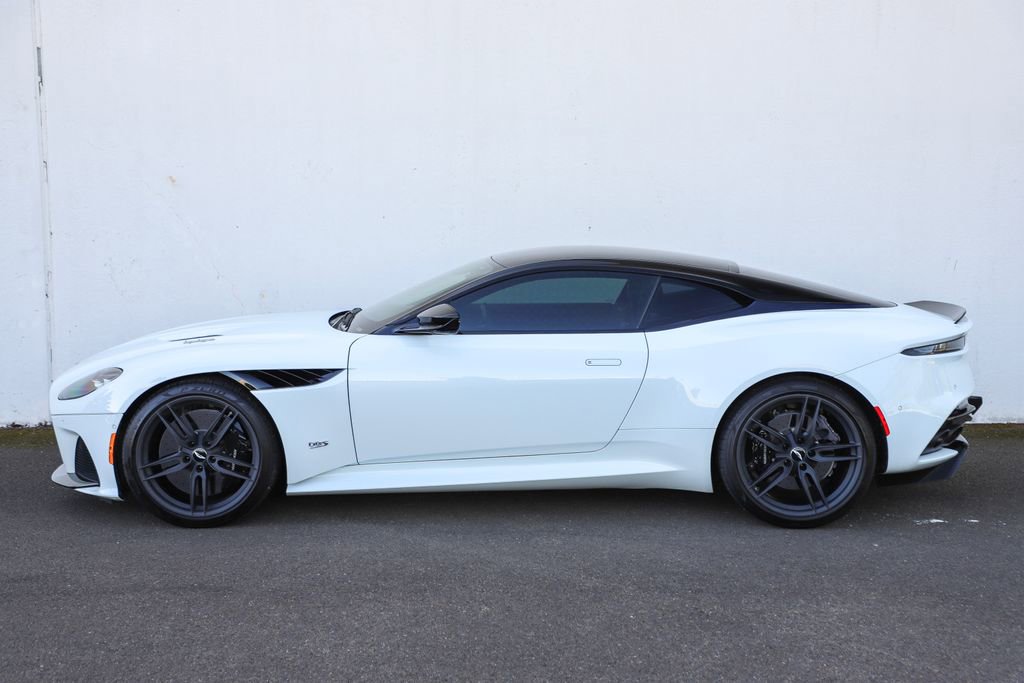 Used 2019 Aston Martin DBS Superleggera RWD image 12