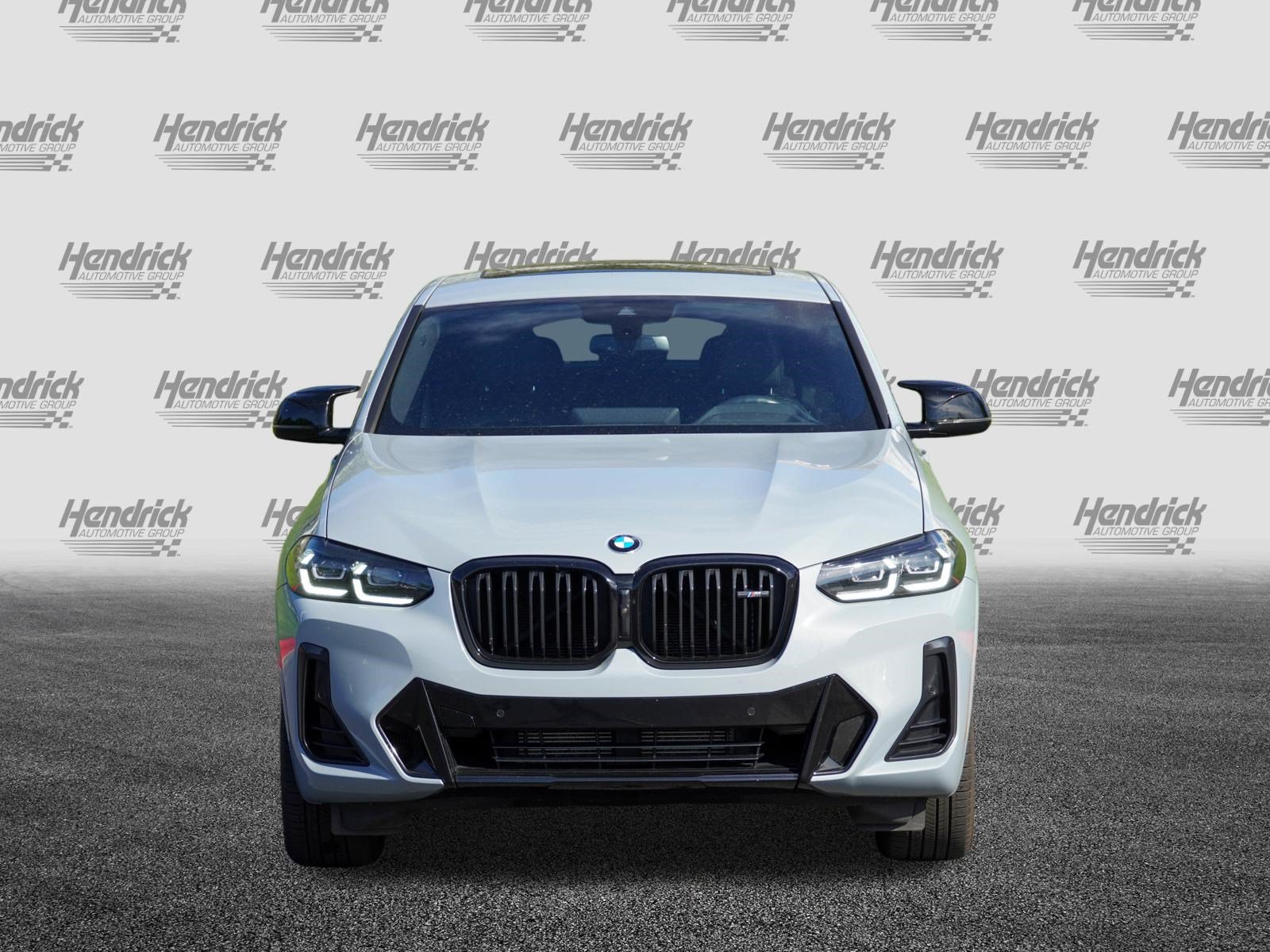Certified 2025 BMW X4 M40i w/ Premium Package AWD/4WD image 3