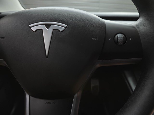Used 2022 Tesla Model 3 Performance AWD/4WD image 21