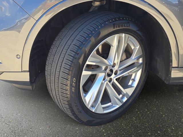 Used 2023 Audi Q7 2.0T Premium Plus w/ Premium Plus Package AWD/4WD image 37