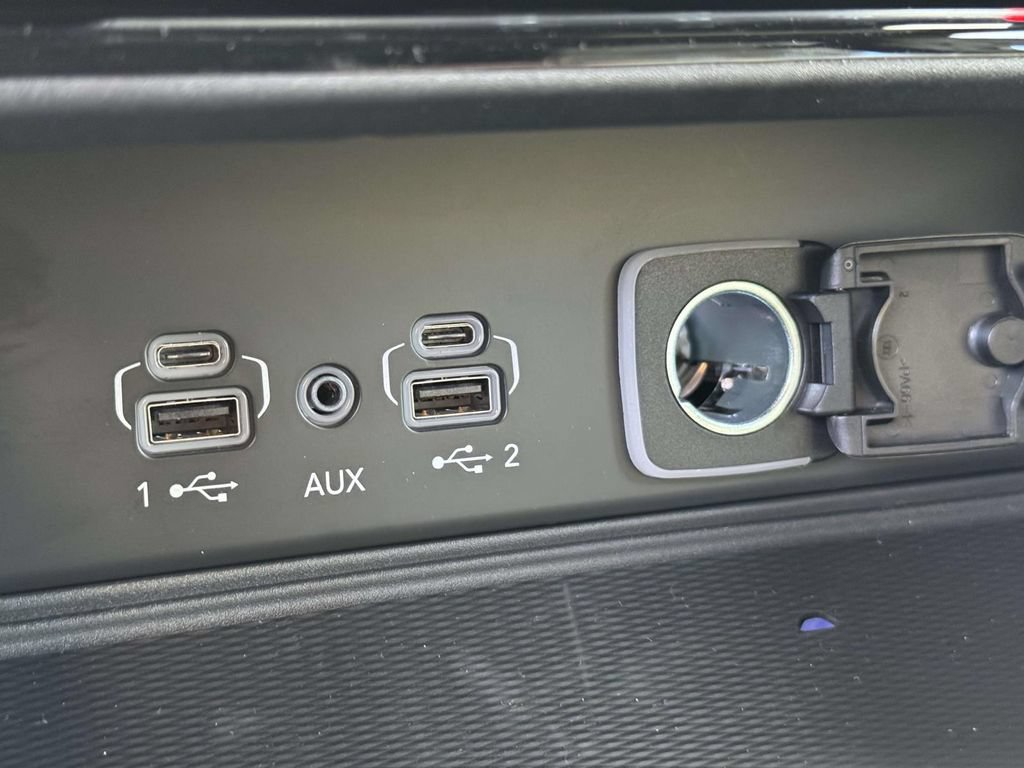 New 2025 Jeep Grand Cherokee L Altitude AWD/4WD image 21