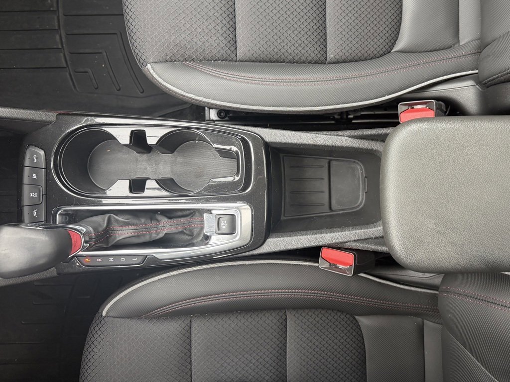 Used 2023 Chevrolet TrailBlazer RS w/ Sun and Liftgate Package image 35