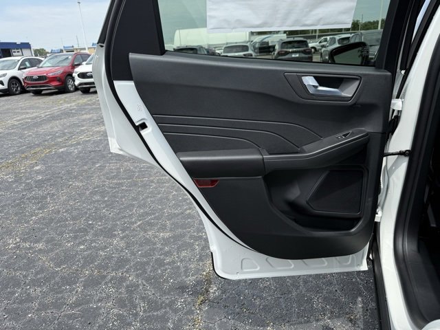 New 2025 Ford Escape ST-Line w/ Cold Weather Package image 19