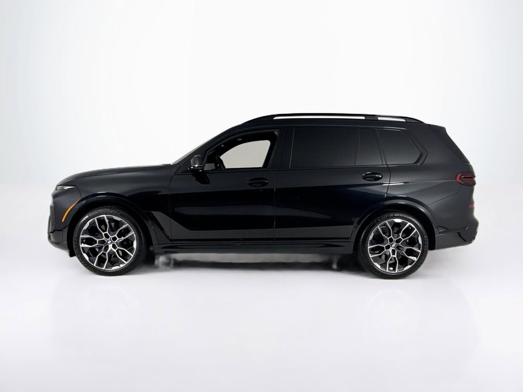 Used 2025 BMW X7 M60i AWD/4WD image 2