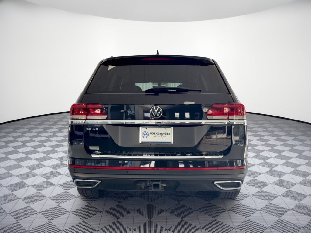 Used 2023 Volkswagen Atlas SE w/ Black Wheel Package FWD image 11