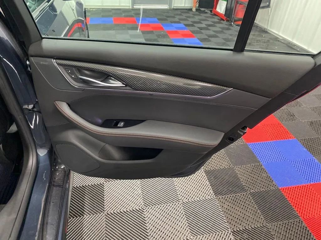 Used 2025 Cadillac CT5 V image 11