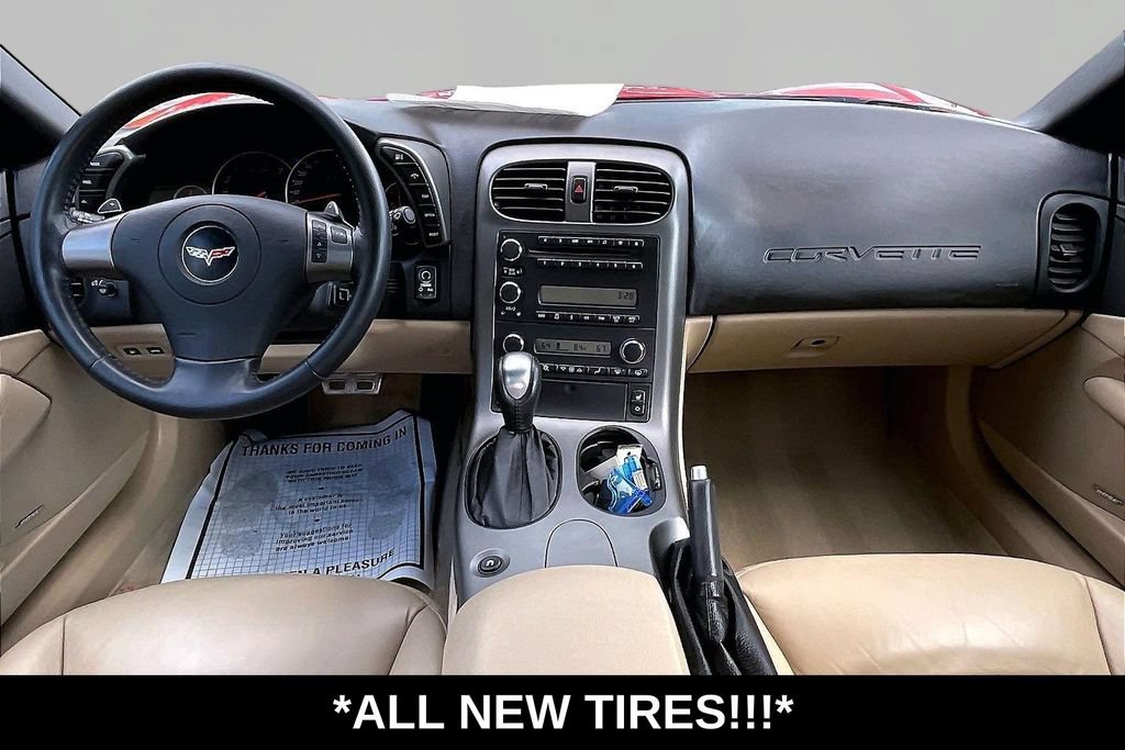 Used 2007 Chevrolet Corvette Coupe w/ Preferred Equipment Group RWD image 7