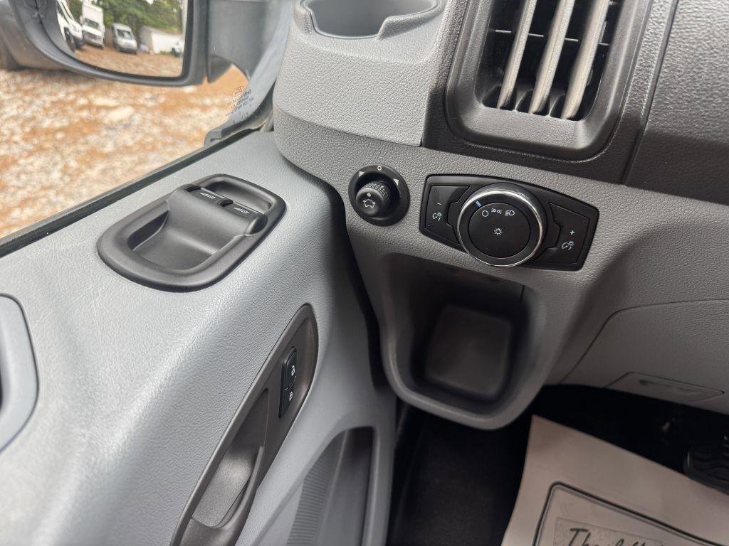 Used 2017 Ford Transit 250 148 High Roof Extended RWD image 10