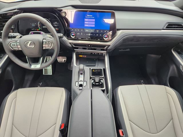 New 2026 Lexus TX 500h AWD image 18