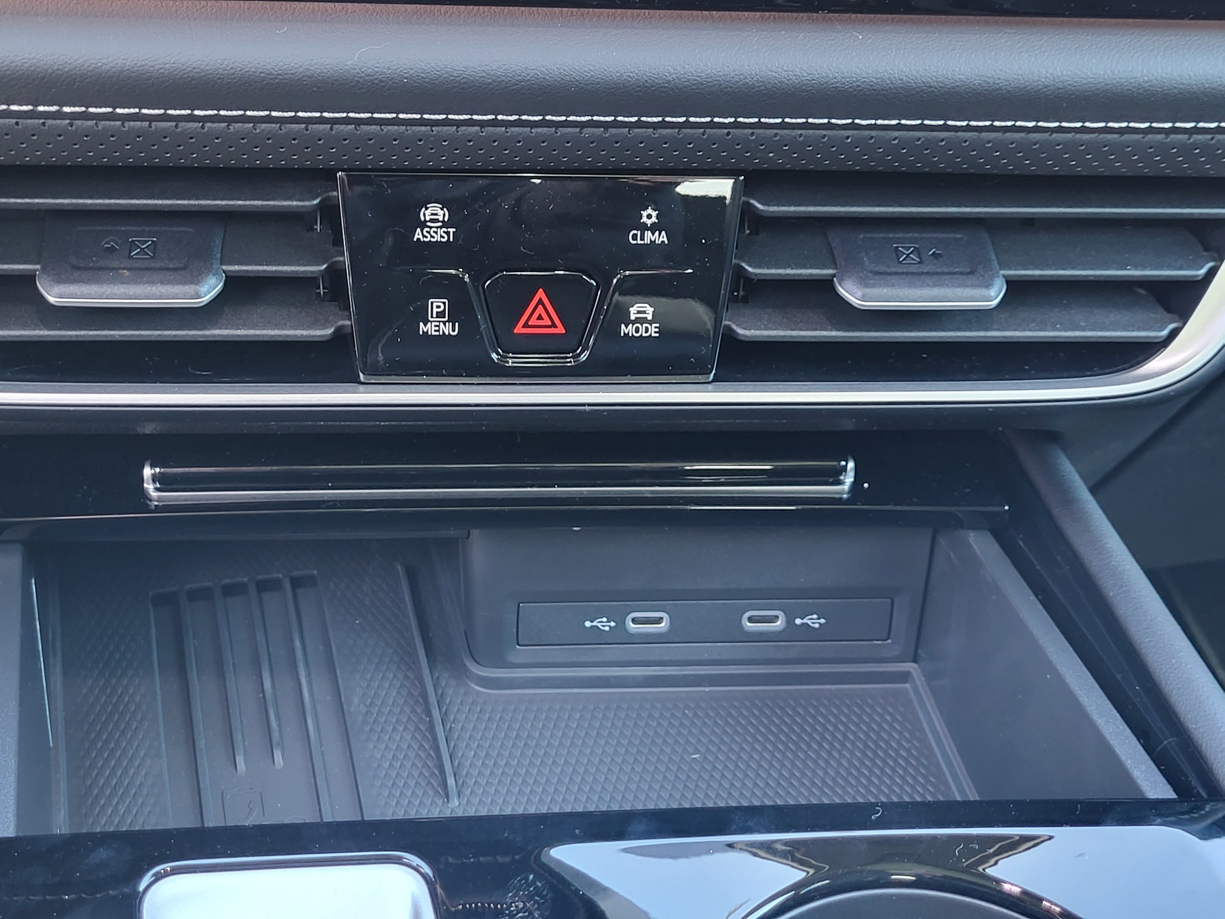 New 2026 Volkswagen Atlas SEL image 31