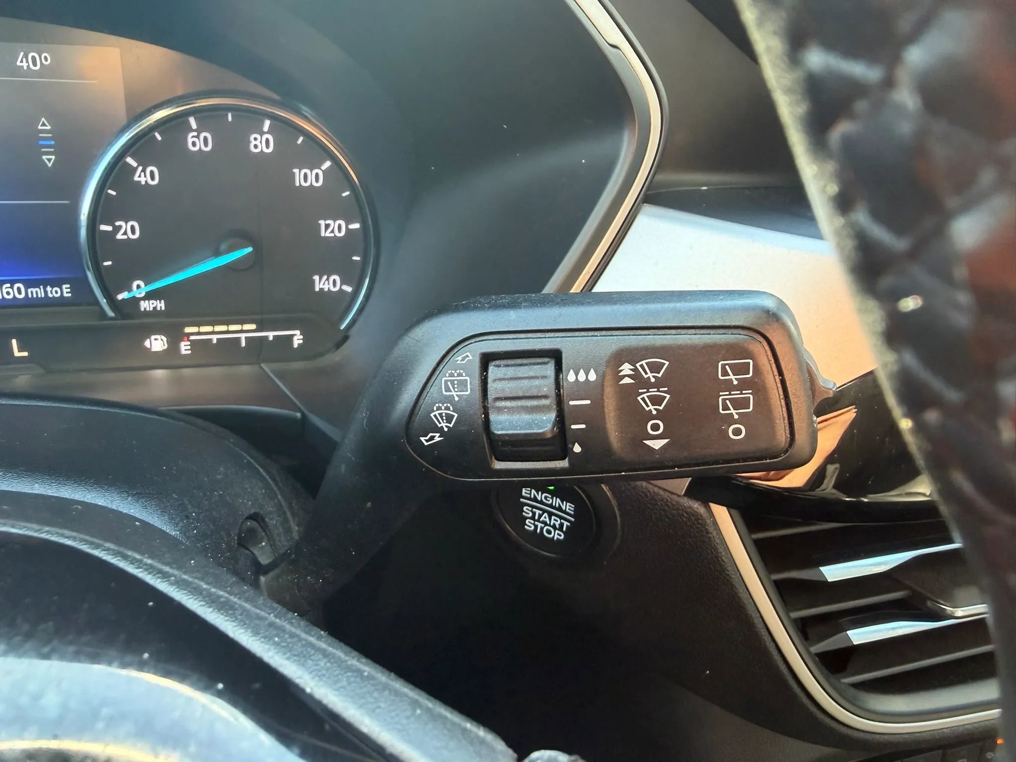 Used 2021 Ford Escape SEL image 15