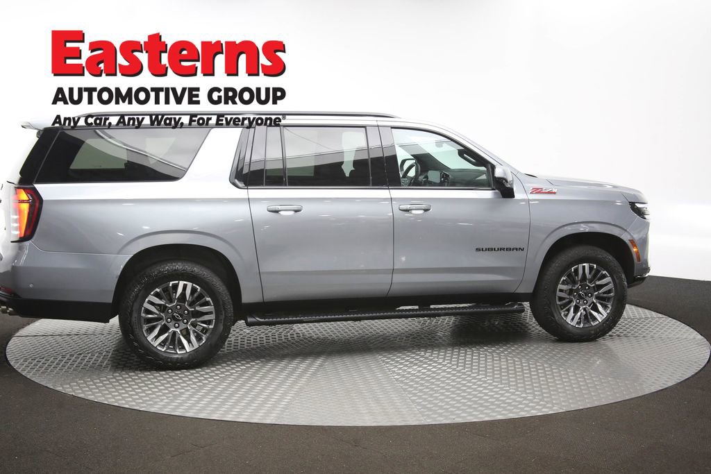 Used 2025 Chevrolet Suburban Z71 image 46