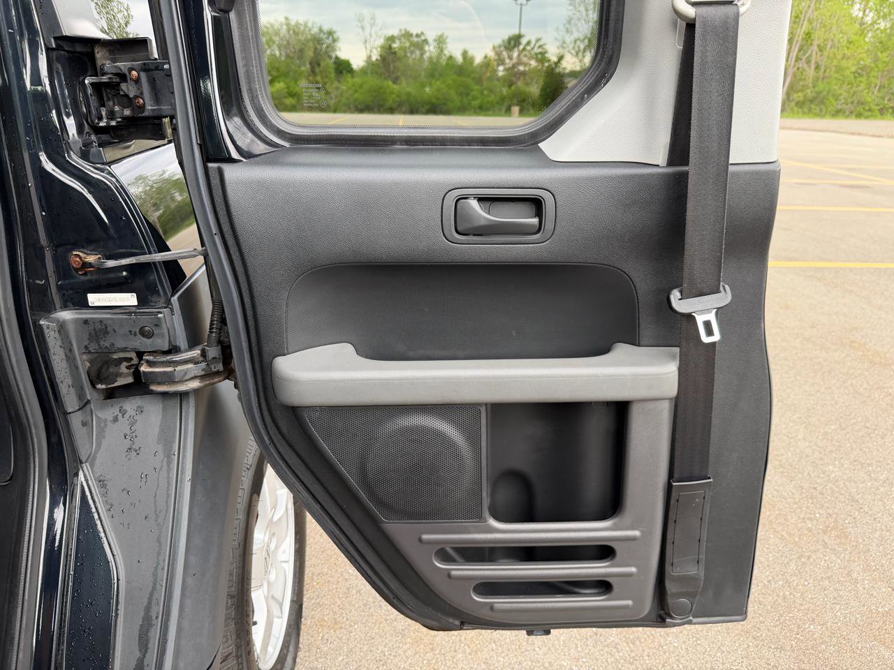 Used 2005 Honda Element EX image 26