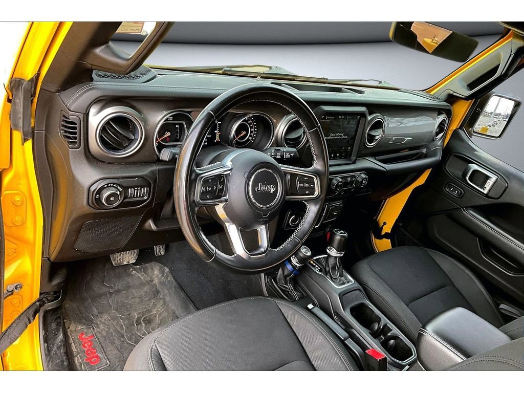 Used 2019 Jeep Wrangler Unlimited Sahara w/ Uconnect 4C Nav & Sound Group image 14