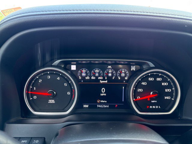 Used 2022 Chevrolet Silverado 1500 High Country w/ Technology Package image 31