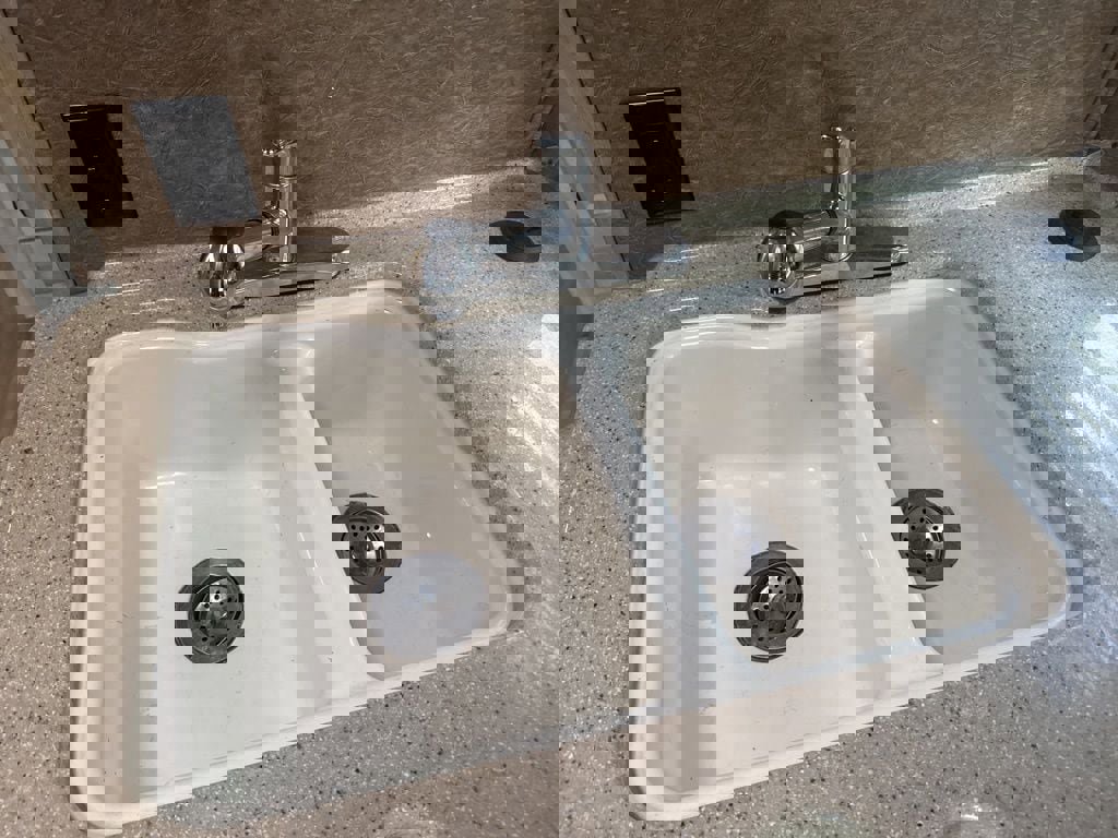 Used 2015 Mercedes-Benz Sprinter 3500 image 26