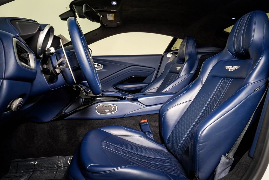 Used 2019 Aston Martin V8 Vantage Coupe image 20