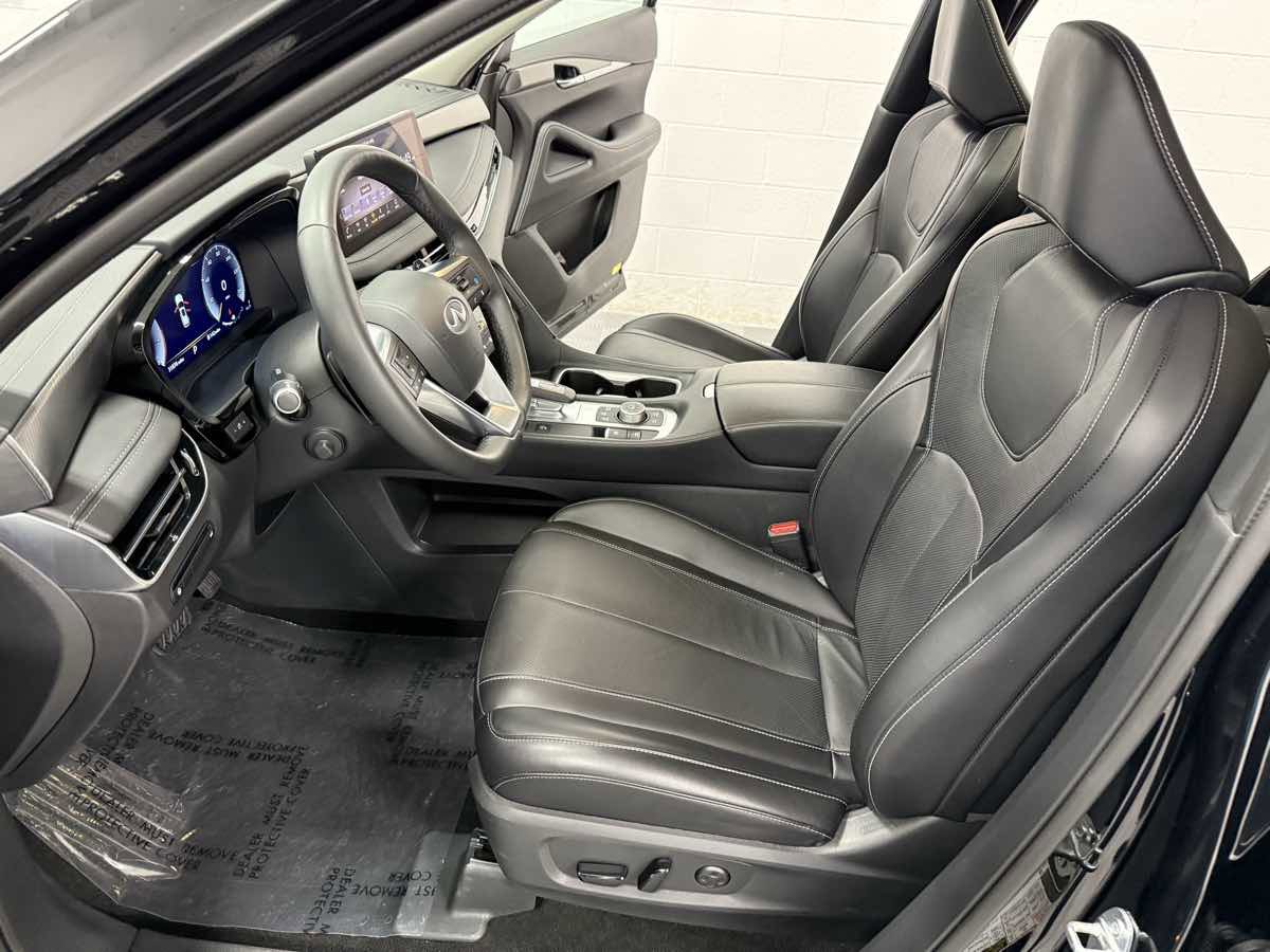 Used 2024 INFINITI QX60 Luxe image 11