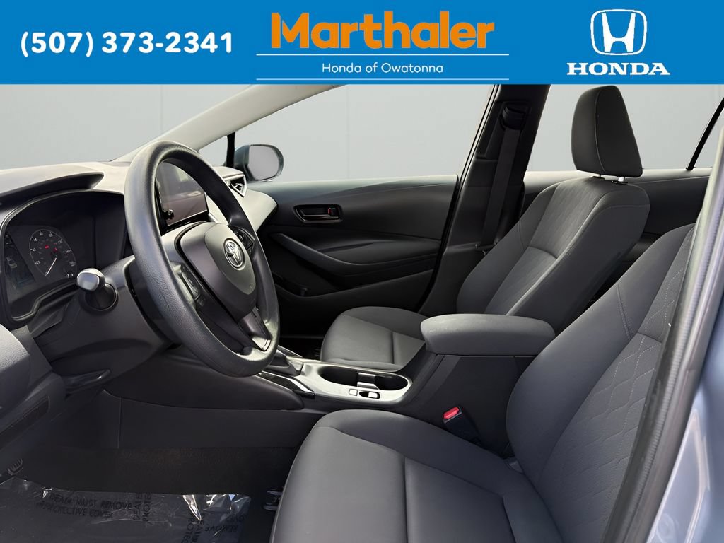 Used 2024 Toyota Corolla LE FWD image 9
