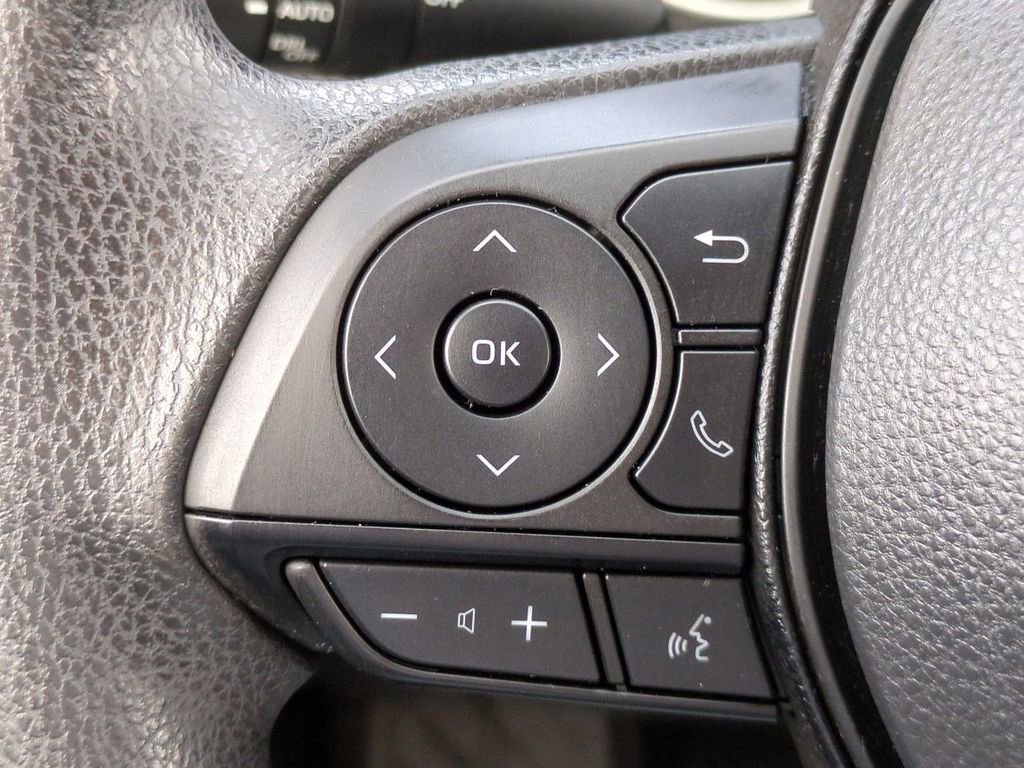 Used 2019 Toyota RAV4 XLE image 26