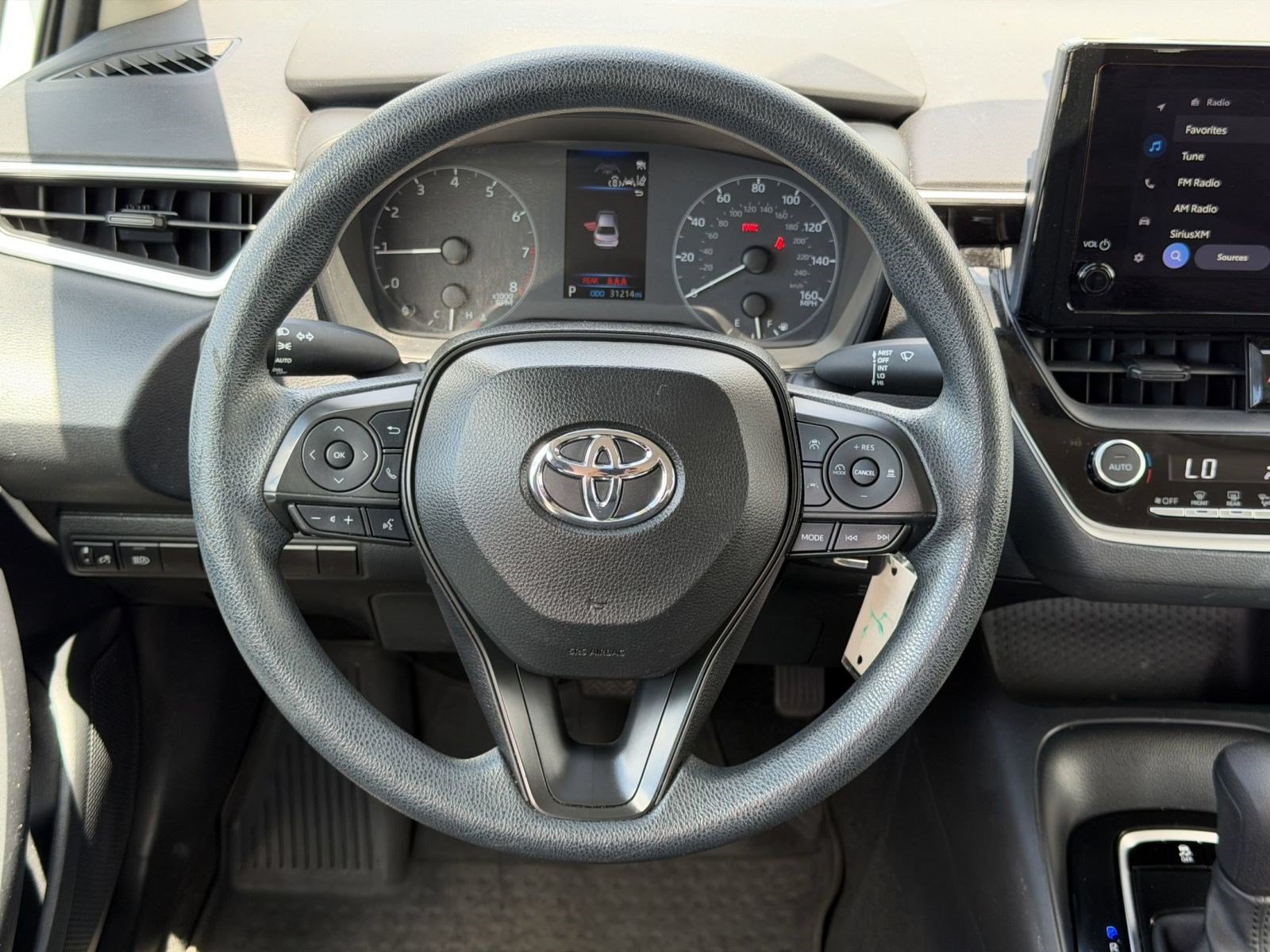 Used 2023 Toyota Corolla LE FWD image 11