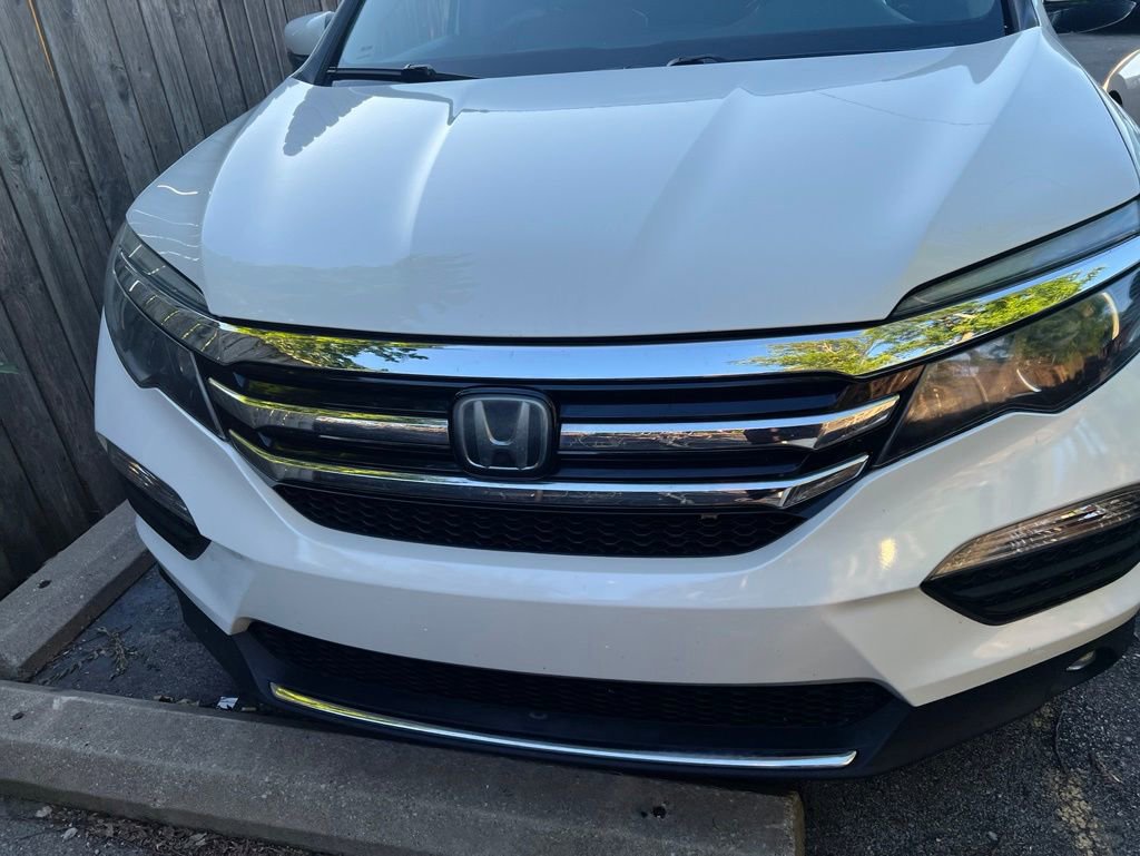 Used 2016 Honda Pilot Touring image 2