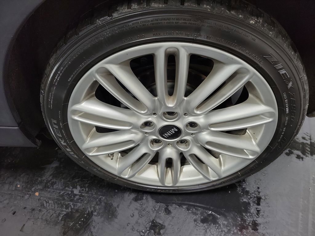 Used 2015 MINI Cooper 2-Door Hardtop image 11