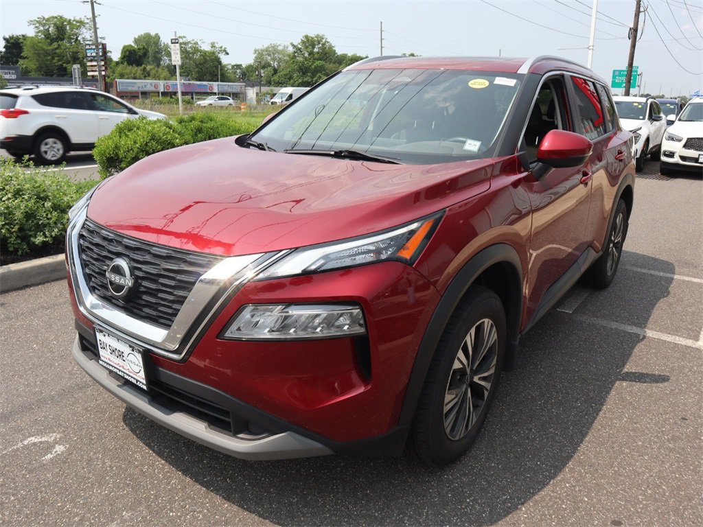 Certified 2022 Nissan Rogue SV w/ SV Premium Package image 8