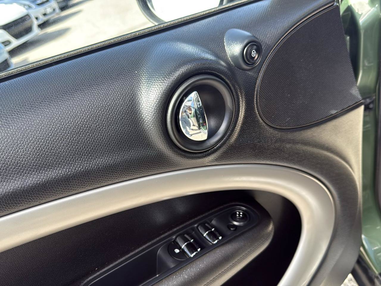 Used 2015 MINI Cooper Countryman FWD image 12