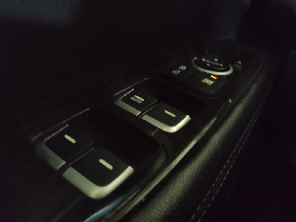 Used 2018 Kia Sorento AWD image 27