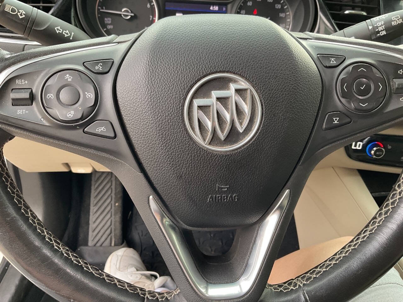 Used 2019 Buick Regal Essence w/ Driver Confidence Package I AWD/4WD image 22