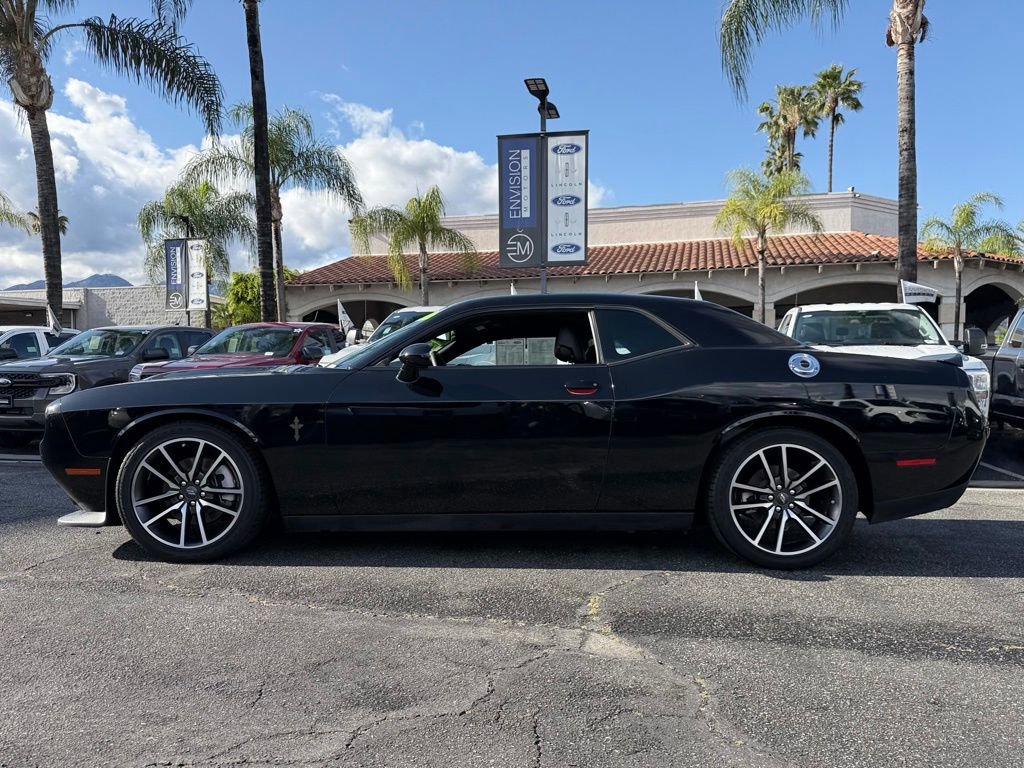 Used 2023 Dodge Challenger GT w/ Plus Package image 5