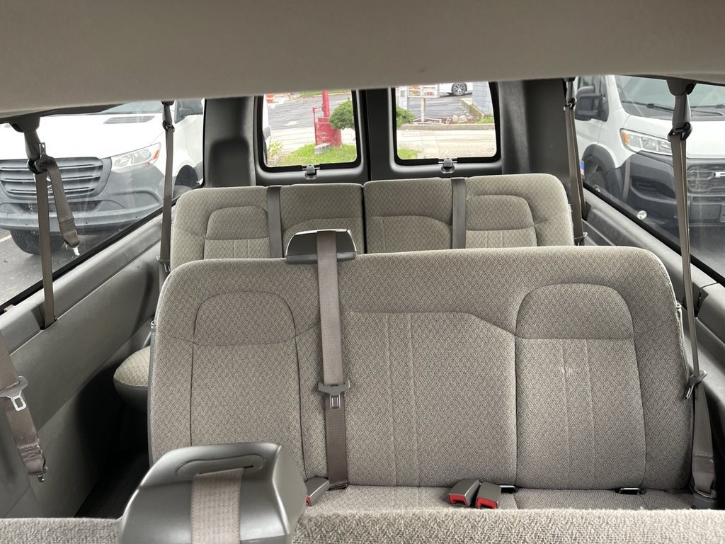 Used 2023 Chevrolet Express 3500 LS RWD image 10