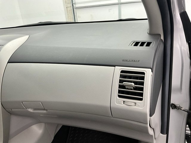 Used 2011 Toyota Corolla LE image 10