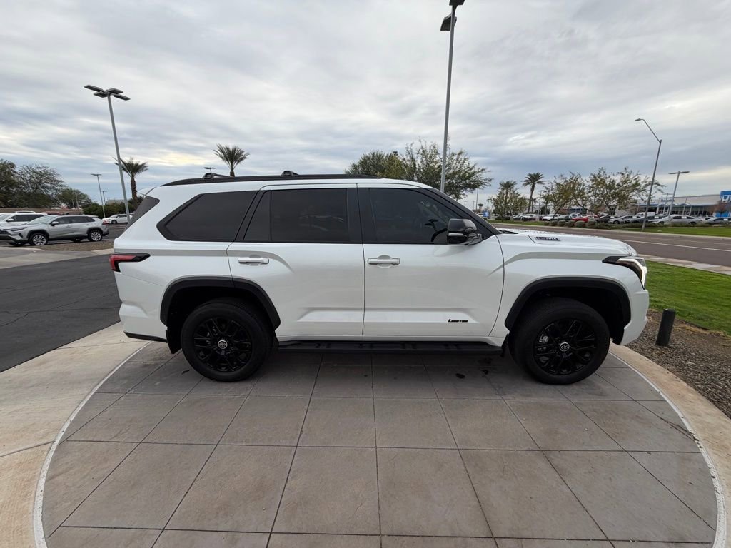 Used 2024 Toyota Sequoia Limited image 4