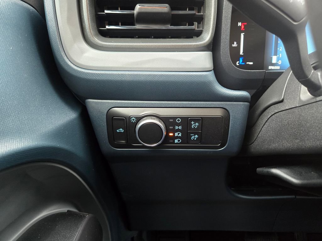 New 2026 Ford Maverick XL image 18