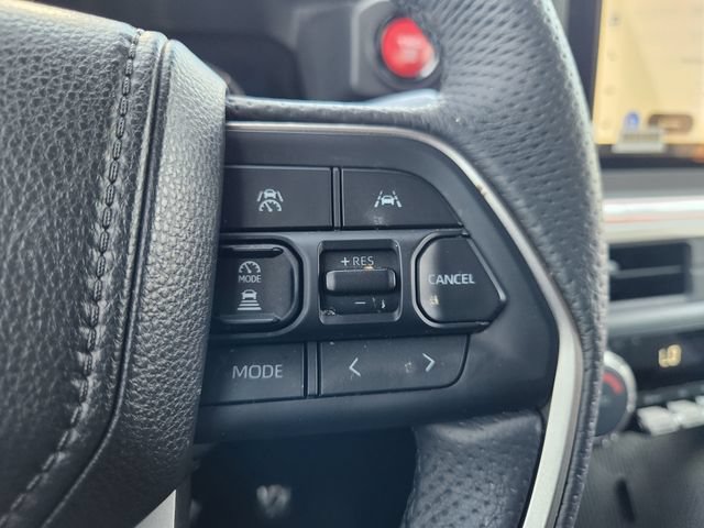 Certified 2025 Toyota Tacoma 4x4 Double Cab image 28