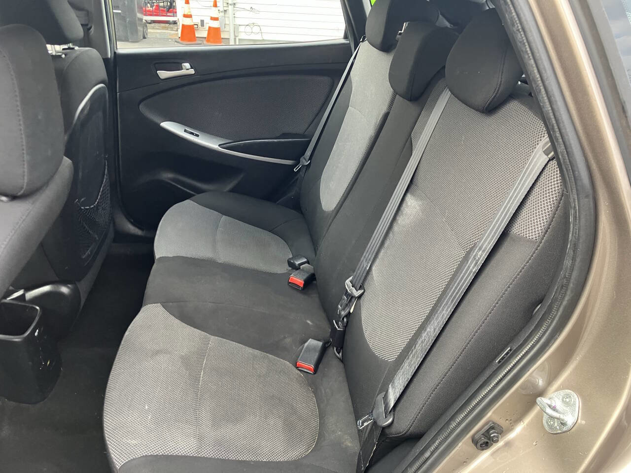 Used 2014 Hyundai Accent GS image 25