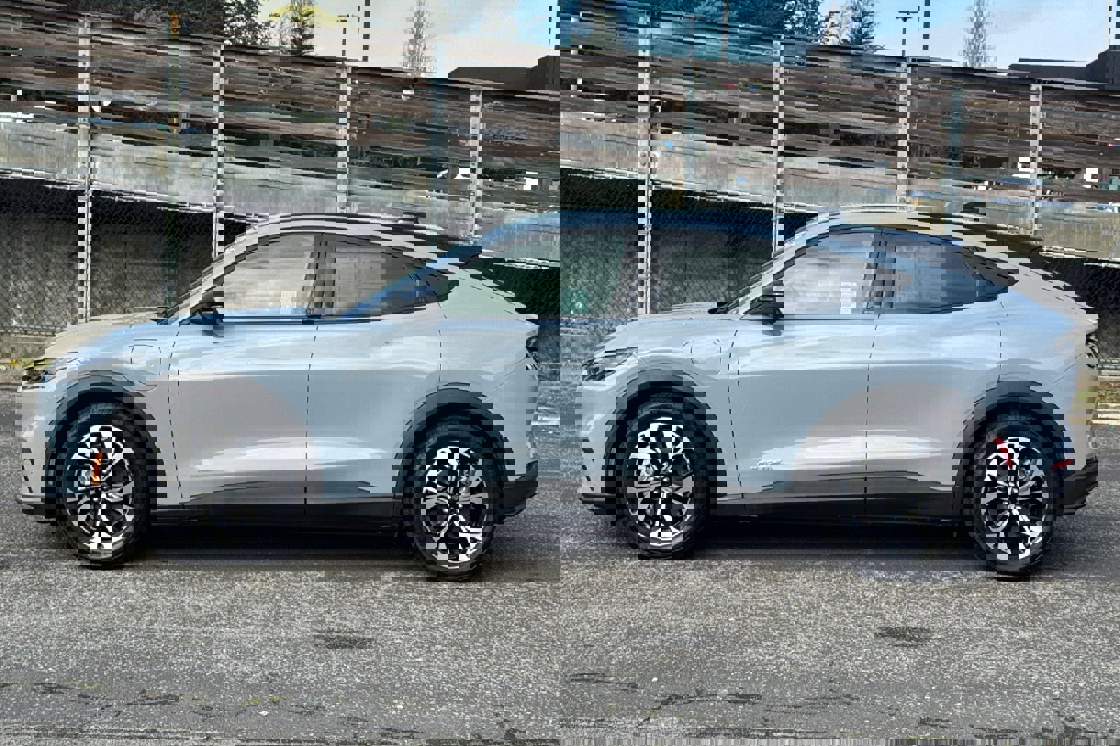 Certified 2025 Ford Mustang Mach-E Select w/ Comfort Package Lite image 7