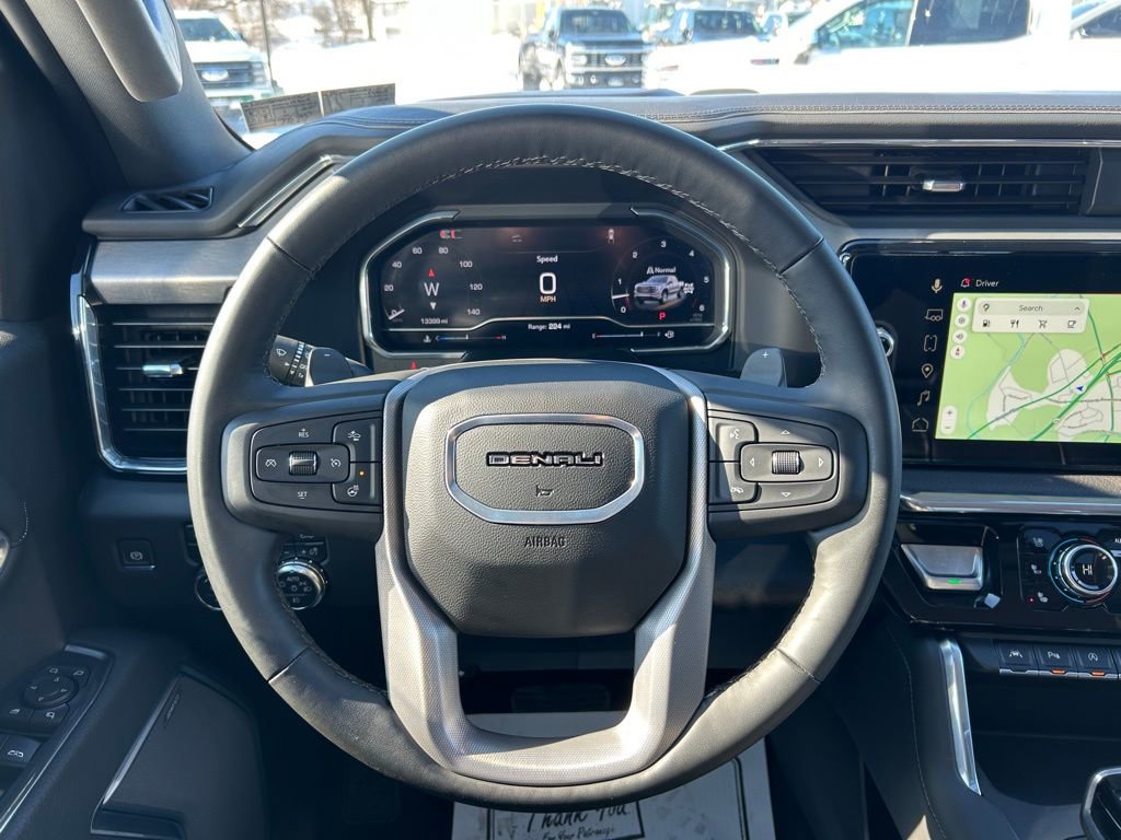 Used 2025 GMC Sierra 1500 Denali image 5