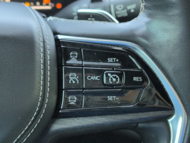 Certified 2022 Jeep Grand Cherokee Overland AWD/4WD image 28