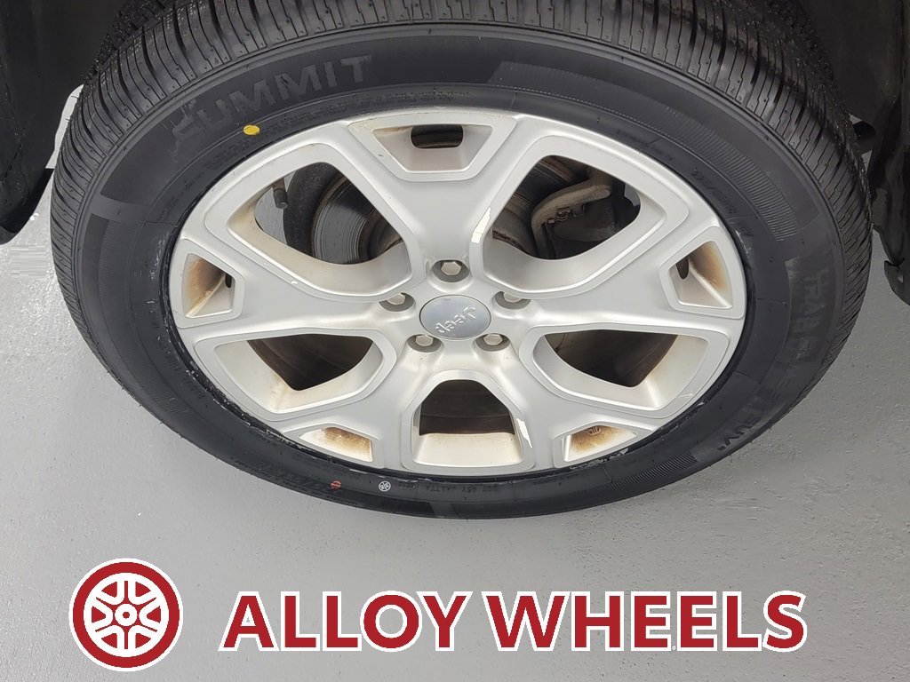 Used 2016 Jeep Renegade Limited image 12