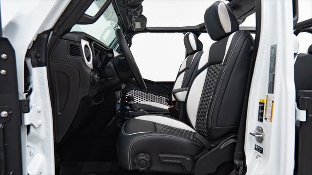 Used 2025 Jeep Gladiator Sport image 21