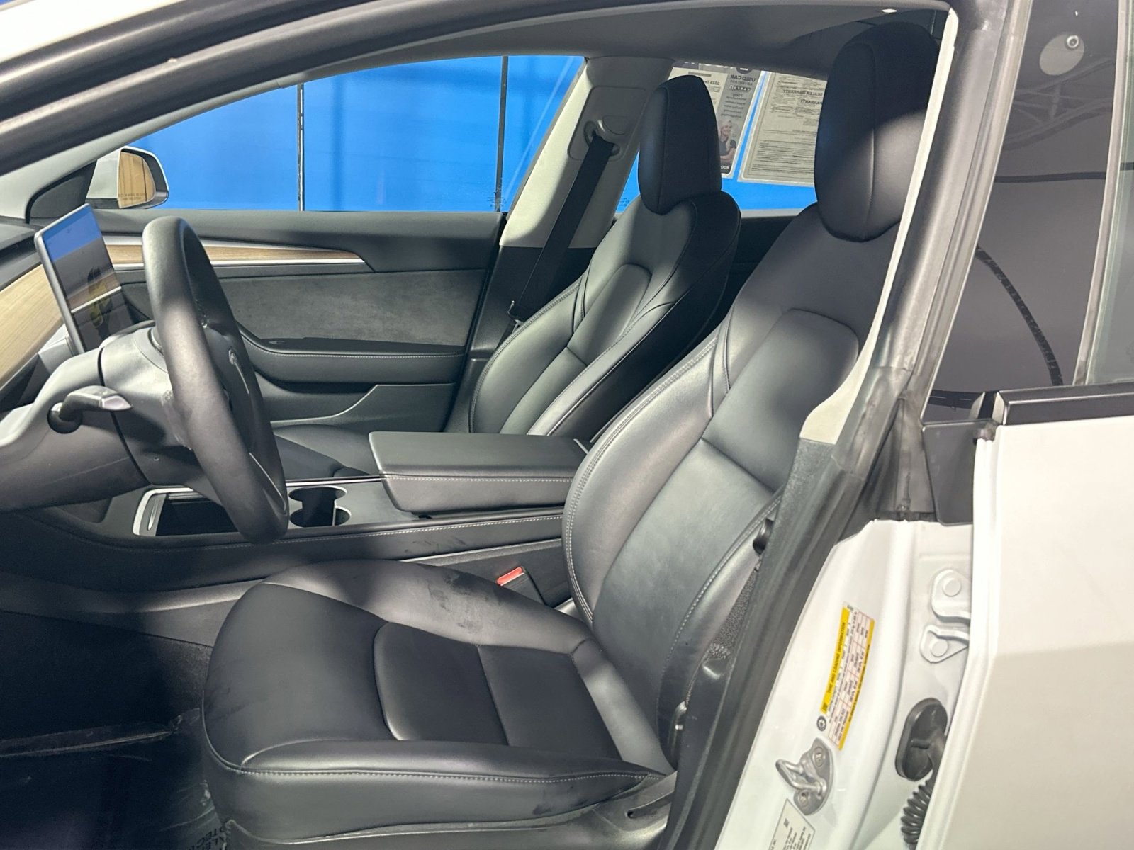 Used 2023 Tesla Model 3 Standard Range image 13